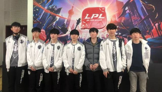 响了一曲足 响了一曲足